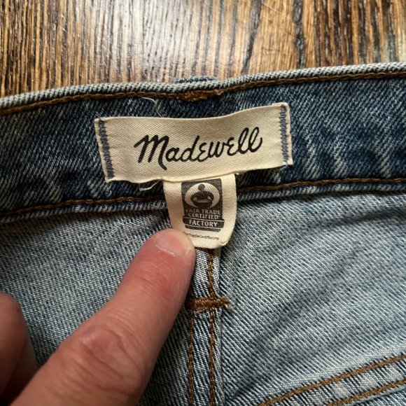 Madewell High-Rise Denim Mid-Length Shorts - Picture 2 of 4